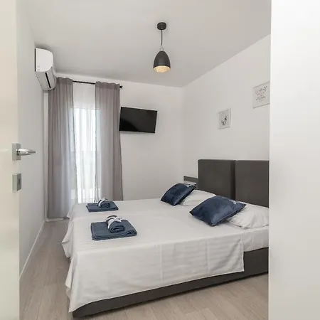 Vitis Kaštel Novi